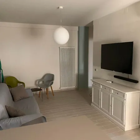 Apartment Homezane